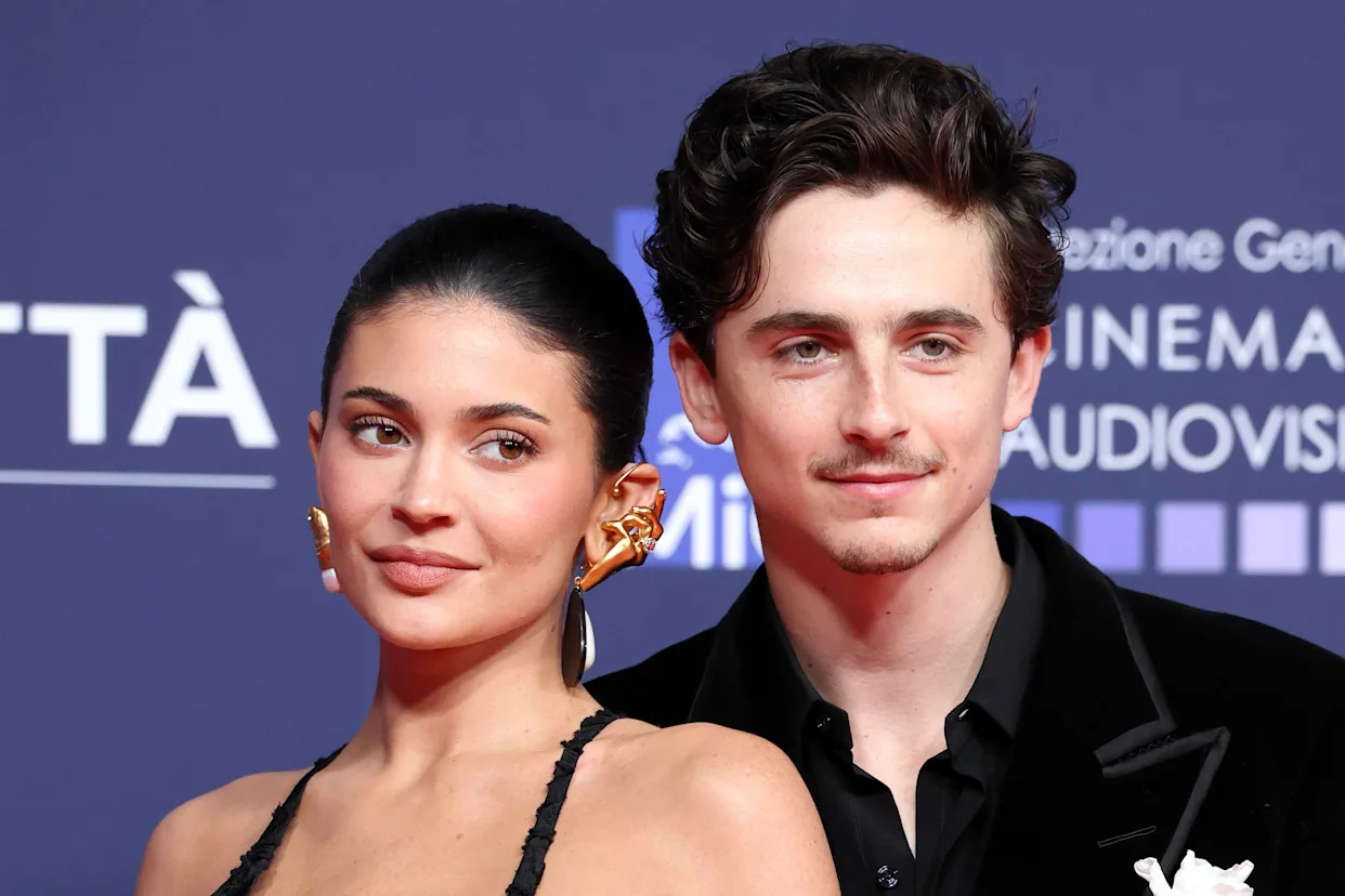 Timothee Chalamet Girlfriend